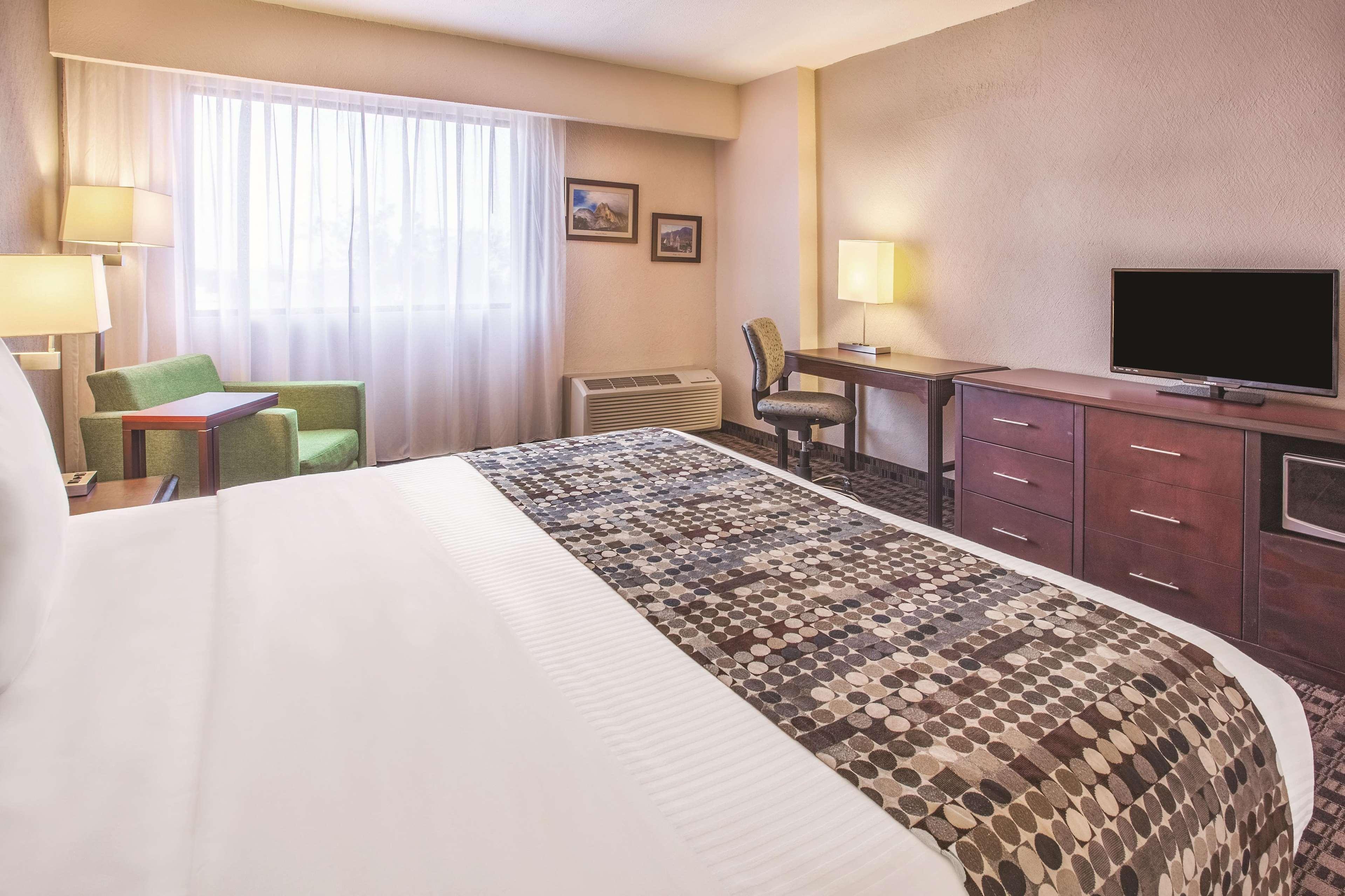 Chn Hotel Monterrey Norte, Trademark Collection By Wyndham Ngoại thất bức ảnh