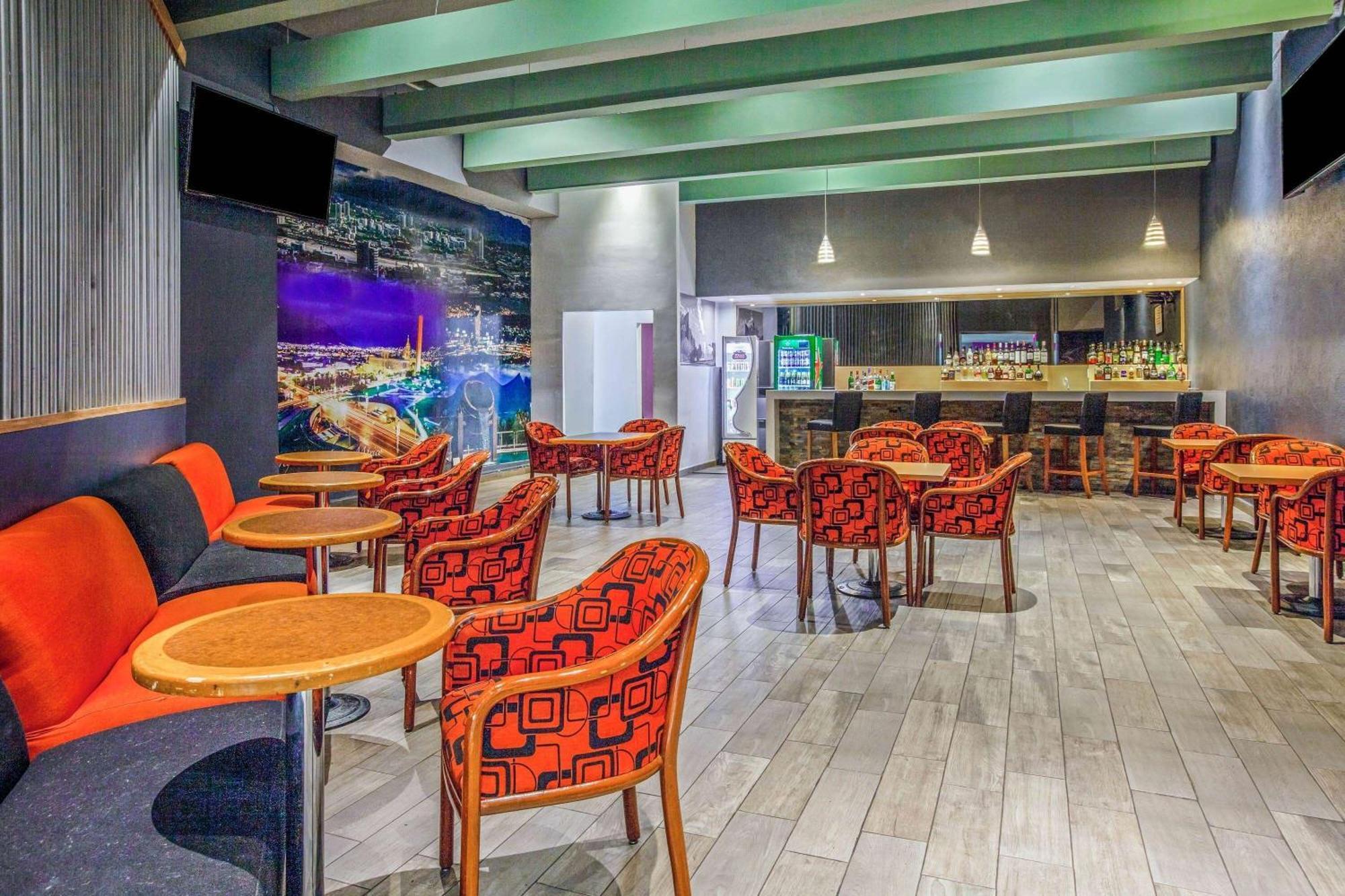 Chn Hotel Monterrey Norte, Trademark Collection By Wyndham Ngoại thất bức ảnh